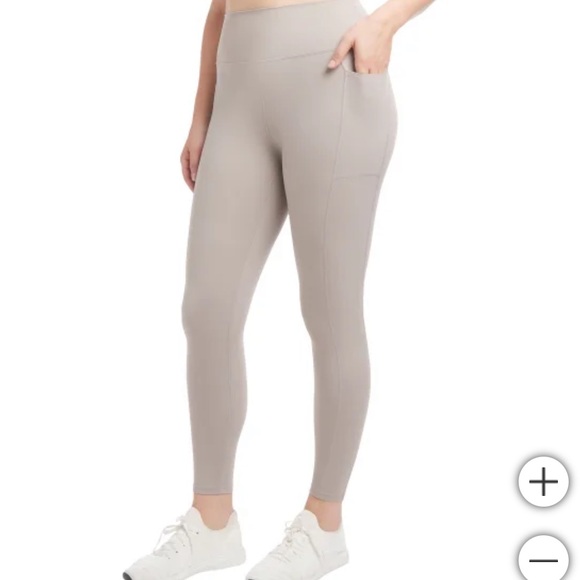 Danskin Women's Lightweight Tight - Picture 1 of 5